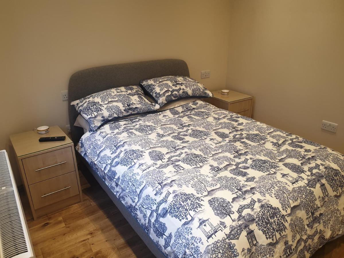 London Luxury Apartments 4 Min Walk From Ilford Station, With Free Parking Free Wifi Extérieur photo